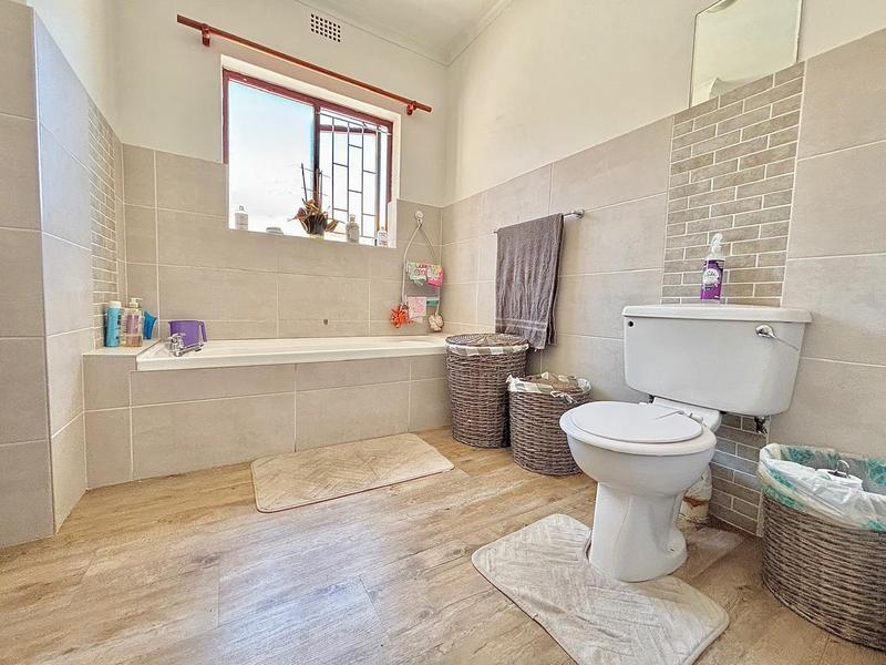 4 Bedroom Property for Sale in Richwood Western Cape